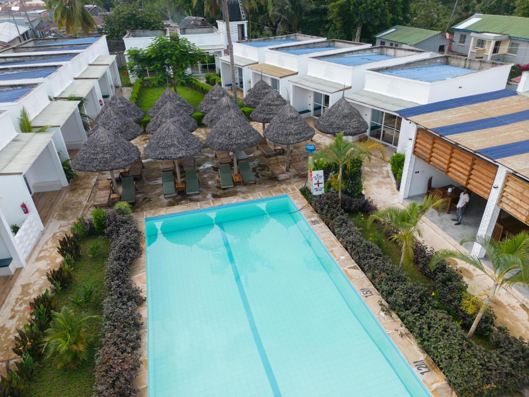 Mafia Dream Hotel คิลินโดนี ภายนอก รูปภาพ