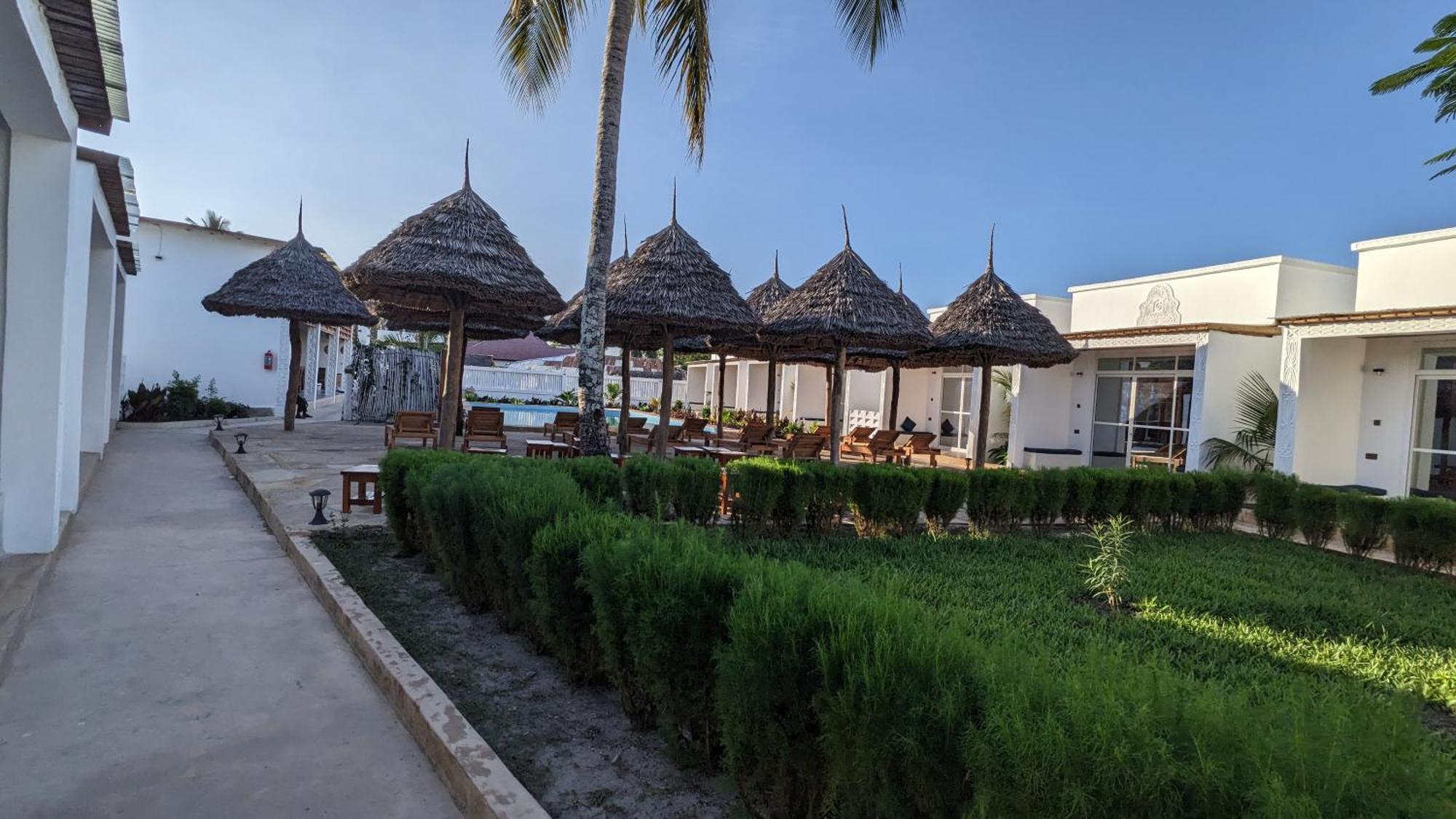 Mafia Dream Hotel คิลินโดนี ภายนอก รูปภาพ